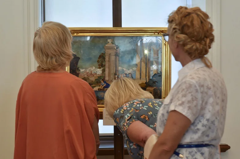 Во дворце Ольденбургских под Воронежем открылись передвижные выставки, посвященные Петру I