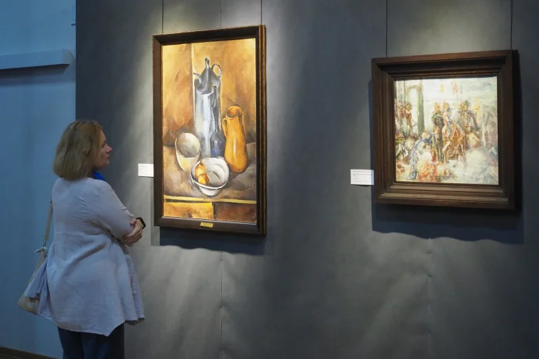 &laquo;Бубновый валет&raquo;, трактористы и последний русский бал. Что смотреть на новых выставках в воронежском музее Крамского