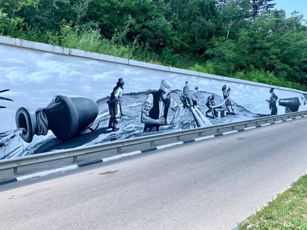 В Воронеже завершают реставрацию граффити с Петром I у Северного моста