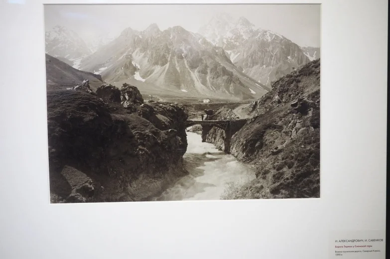 &laquo;Бубновый валет&raquo;, трактористы и последний русский бал. Что смотреть на новых выставках в воронежском музее Крамского