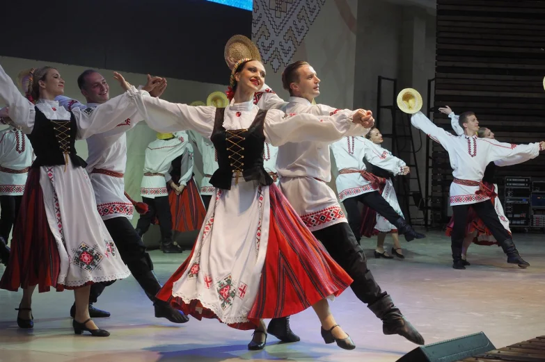 Праздник под дождем. В Воронеже прошел фестиваль белорусской культуры &laquo;Дивномузыка&raquo;