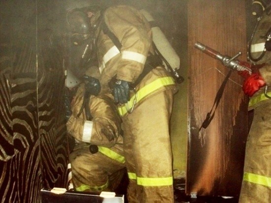 В Воронеже на улице Путилина во время пожара эвакуировали 20 человек