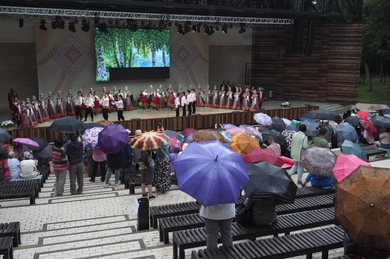 Праздник под дождем. В Воронеже прошел фестиваль белорусской культуры &laquo;Дивномузыка&raquo;