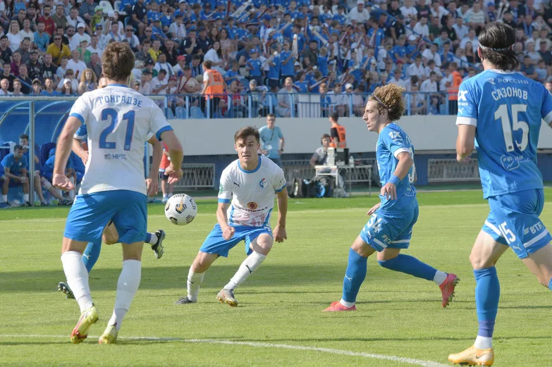 Ждали 21 год. Как воронежцы встречали первый домашний матч &laquo;Факела&raquo; в РПЛ