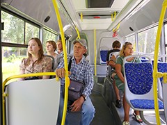 На линию в понедельник вышли уже 34 новых современных автобуса большого класса 