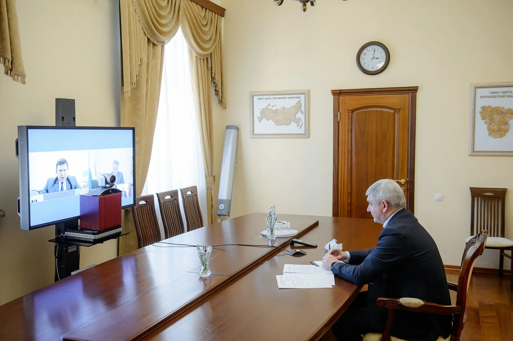 
Владимир Путин преподаст Александру Гусеву урок
