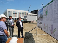 Мэр Вадим Кстенин: строительство новой школы для &laquo;Процессора&raquo; даст импульс развитию другой инфраструктуры микрорайона