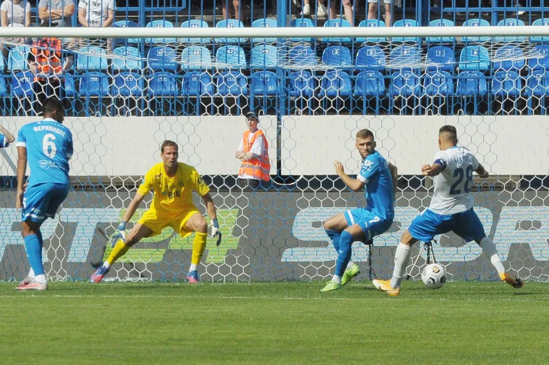 Ждали 21 год. Как воронежцы встречали первый домашний матч &laquo;Факела&raquo; в РПЛ