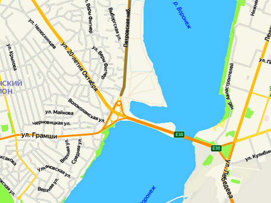 На два дня продлили запрет съезда на Петровскую набережную в Воронеже