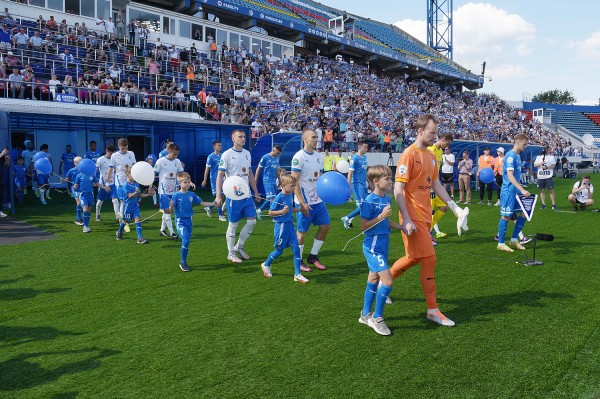 Ждали 21 год. Как воронежцы встречали первый домашний матч &laquo;Факела&raquo; в РПЛ