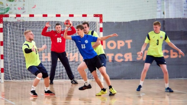 Гандболисты &laquo;Воронежа&raquo; начали сезон с двух побед