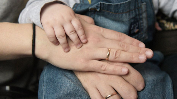 Воронежцам рассказали о новом универсальном пособии для семей с детьми