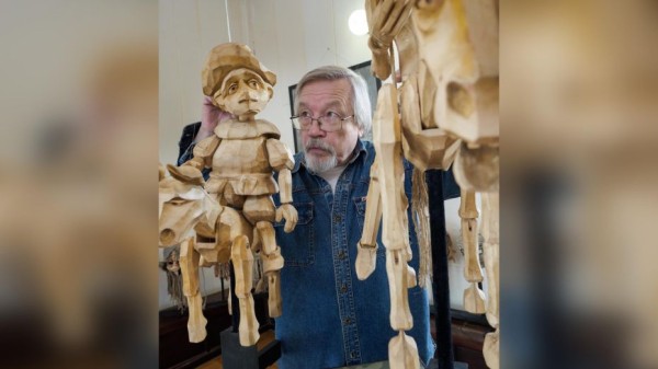 В Воронежском театре кукол откроется персональная выставка художника Александра Ечеина