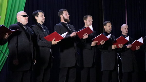 Мужской хор Воронежской филармонии выступил в Луганской Народной Республике